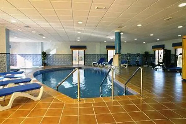Hotel Kross Altos De Istan